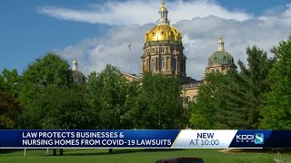 Reynolds signs coronavirus lawsuit protection bill into law