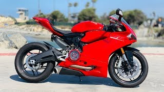 Ducati 959 Panigale SuperBike Review - The Perfect Road & Track Bike