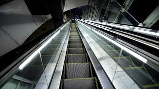 【日立製】岡山駅西口自由通路　降りエスカレーター