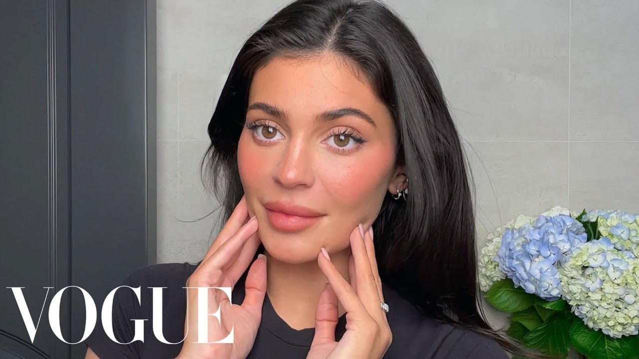 Kylie Jenner S New Classic Beauty Routine Beauty Secrets Vogue