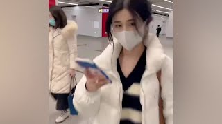 地铁站遇到奇妙缘分#搭讪美女#地铁偶