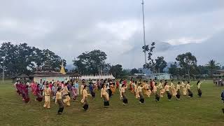 မၢႆတွင်း တၢင်းၵႃႈသၢဝ်လမ်းဝူင်း လႄႈ  ၵူၼ်းၼုမ်ႇ မိူင်းၶိူဝ်း