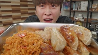 SNS에서 화제인 만두몬스터 LA갈비만두 + 까르보불닭볶음면 먹방 ㅋㅋ (진짜 화제 맞음?)｜에드머