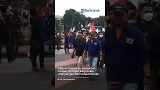 Peringati May Day 2023, Ribuan Massa KSPI Padati Patung Kuda, Tuntut Jokowi Batalkan UU Ciptaker