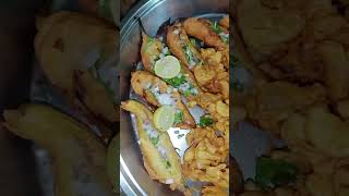 వేడి వేడి బజ్జీలు #బయట జోరు వర్షం #vlog #food #meerashaikvlogs