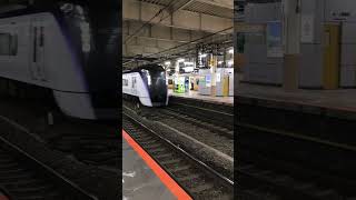 【E353】特急かいじ59号甲府行き　三鷹駅通過　2022/09/12 23:15 Limited Express Kaiji bound for Kofu