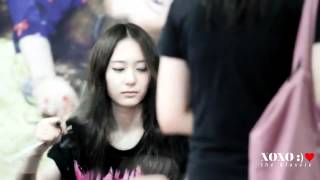 [FanCam] 120707 Krystal - Fansign (by the klassic)