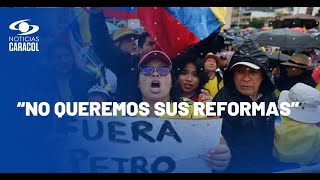 Los mensajes de los colombianos que marcharon el 21 de abril: “Nos están afectando la economía”