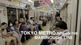 Inside a train on the Tokyo Metro Marunouchi line「東京メトロ丸ノ内線車内」