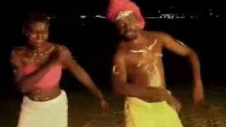 Tanzania - Bongo Flava - Kingwendu - Comedy Rap Mapepe.flv