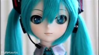 Unboxing ~ My First Dollfie Dream Hatsune Miku