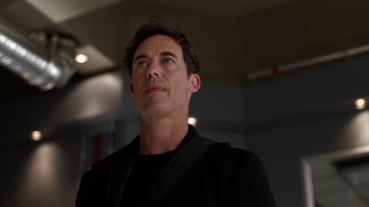 Harrison Harry Wells Funny Moments From The Flash Season 2 Youtube