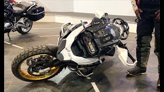 How to PICK UP A FALLEN MOTORCYCLE BMW R1250 GS Rallye  -  4K HD