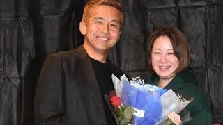 引退発表の稲本に妻でモデルの田中美保から花束　「家族が一番には言いました」と相談、「お疲れさまでしたという言葉はもらった」