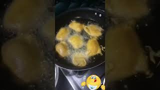 అరటికాయ బజ్జి|| Raw Banana Bajji Recipe|| Street style Aratikaya Bajji #crispy  #spicy #telugu #food