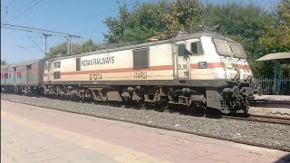 Malwa sf express at full speed Skipping|| 130kmph