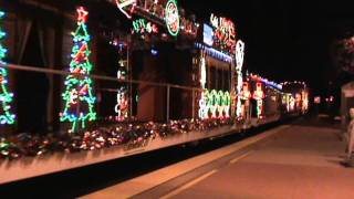 The Metrolink Holiday Express arrives at San Clemente at 12/4/11! (Gives me my first Jingle Bells!)