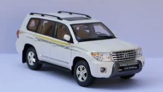 Unboxing of Toyota Land Cruiser V8 LC200 SUV 1:18 scale Diecast model car#FilentsBoss