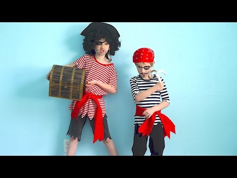 How To Make Pirate Costumes Quick and Easy! How To Make Pirate Costumes Quick and Easy!