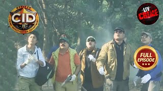 A Sudden Attack On CID Officers In The Jungle |CID Jungle Series|सीआईडी | 31-12-2022 | Full Episode