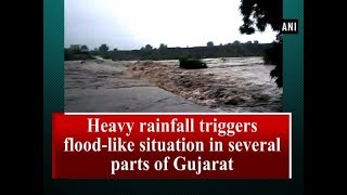 Heavy rainfall triggers flood-like situation in several parts of Gujarat - #Gujarat News