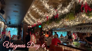 VLOGMAS DAY 6: Christmas tree lighting in Naples, sock curls, + night with friends