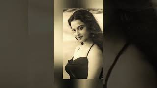 Gum Hai Kisi Ke Pyar Mein | Rekha Bollywood Melodious Song Status || Faiz Entertainer #shorts #yt