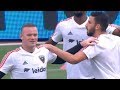 Captain Wayne Rooney with his Teammates of D.C. United