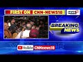 mahakumbh stampede at new delhi railway station live many passengers fall unconscious 15 injured