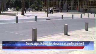 12 06 2015   Durrës, vijon të dëmtohet sheshi i ri në qendër të qytetit