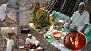 वाय्ड्या जातीच्या बारीक माशाचं झणझणीत कालवण , बाजरीची चुलीवरची भाकरी लय भारी जेवण | Tatyacha Mala