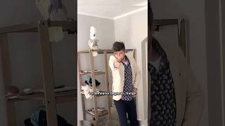 The guy helps treat a depressed parrot #animals #rescue #parrot #short #shorts