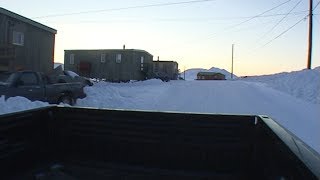 Van route in the Inuit village of Qikiqtarjuaq - Nanoq 2007 expedition