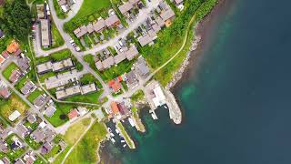 Aerial Elegance: Clear Waters and Townscape from Above 🌊🏙️🚁