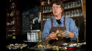 The Right Way To Select And Eat A Raw Oyster