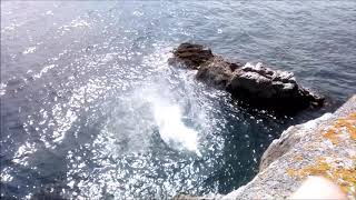 EXTREME TOMBSTONING ROYAL WILLIAM YARD 70FT CLIFF JUMP MUST SEE!