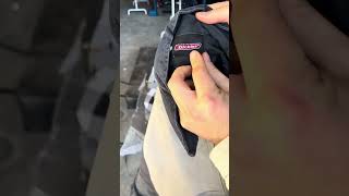 Abriendo una Bala de 45 KG de Dickies - Nos encontramos Cazadaoras, Chaquetas, Harrigtons Detroit