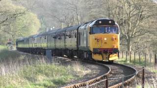 50049 storms away from Horsted Keynes with 12 coaches! Bluebell Railway Diesel Weekend 2017