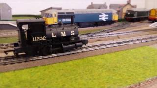 Hornby R2065 LMS 0-4-0 Pug Locomotive No. 11232 LMS Black H33924