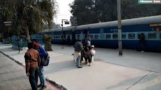 Nandan Kanan Express | Arrival and Departure from Fatehpur Railway Station