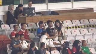 MOMEN AZIZAH SALSHA SAMPERIN MARSELINO DAN RAFAEL STRUICK SEBELUM NONTON INDONESIA VS BRUNEI DI GBK