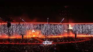 Adele - Skyfall & Set Fire to the Rain (Live @ Munich)