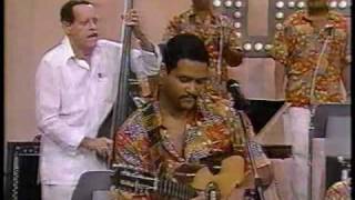 Johnny Segui Y Su Conjunto Con Maña Se Rompe.avi