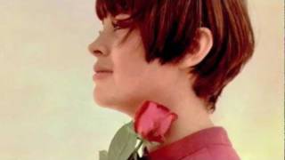 The Look Of Love/Les Yeux De L'Amour