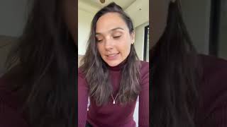 Gal Gadot singing Imagine with other stars
