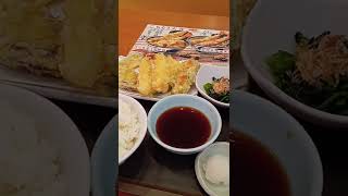 茨城県から天丼てんやが撤退すると聞き、昼どきに行ったら30分待ちの繁盛ぶり😀　最後の天ぷら定食に磯辺を追加しました　ありがとう天丼てんや!😭　#shorts