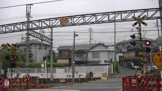 00234　ＪＲ・南海橋本駅の近くの東側の踏切　ＪＲ和歌山線の踏切から