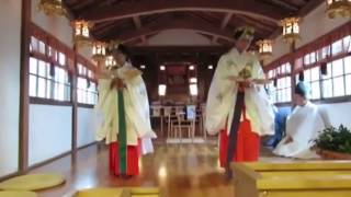 16-12-11   中島神社大祓式の巫女さん