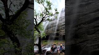 Irachil Para Water Falls #shorts #munnar @saravananvlogs