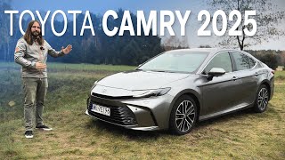 Toyota Camry 2025 Executive: Jest znacząca poprawa - test i jazda próbna